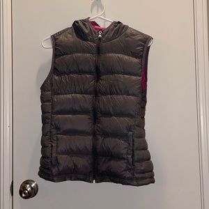 Women’s puffer vest